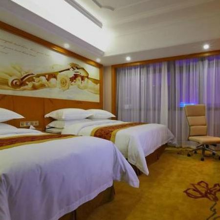 Venus International Hotel Shanghai South Shenjiang Road Екстер'єр фото