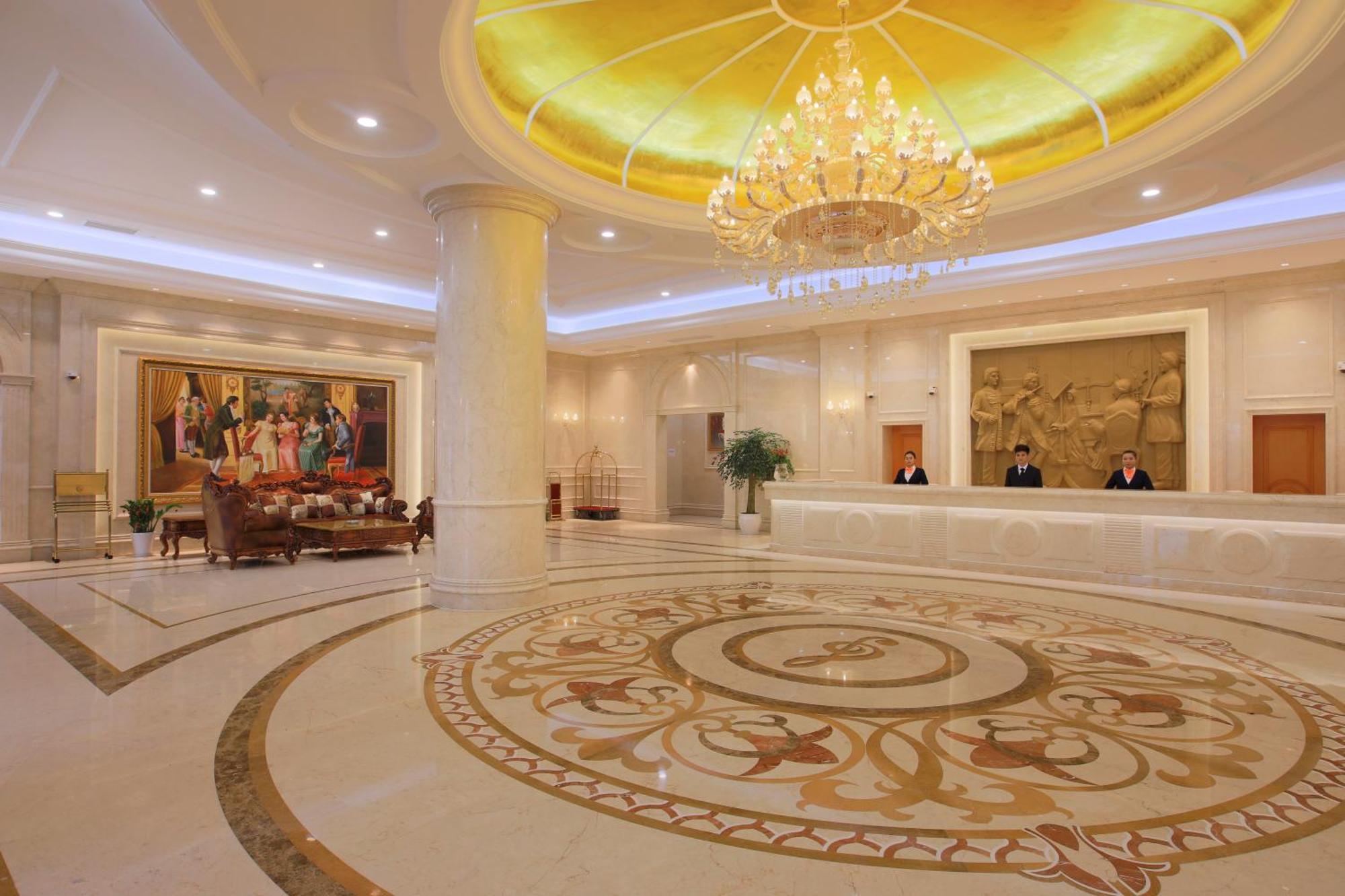 Venus International Hotel Shanghai South Shenjiang Road Екстер'єр фото