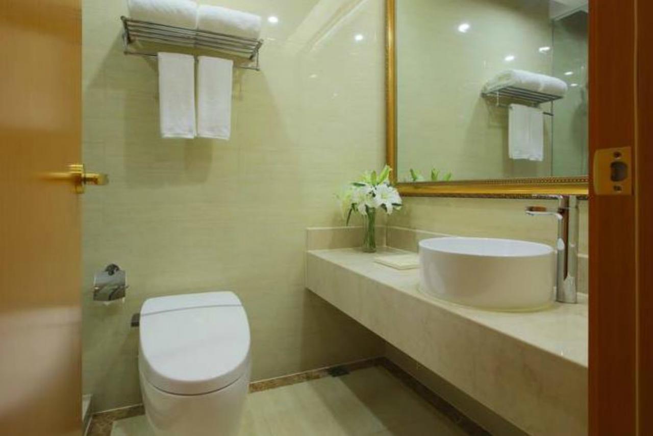 Venus International Hotel Shanghai South Shenjiang Road Екстер'єр фото